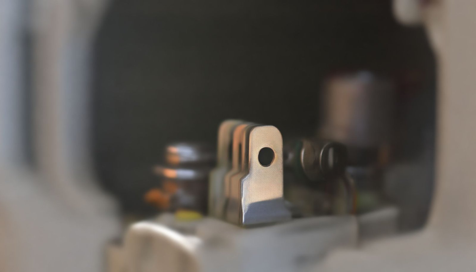 AC short cycling close-up view